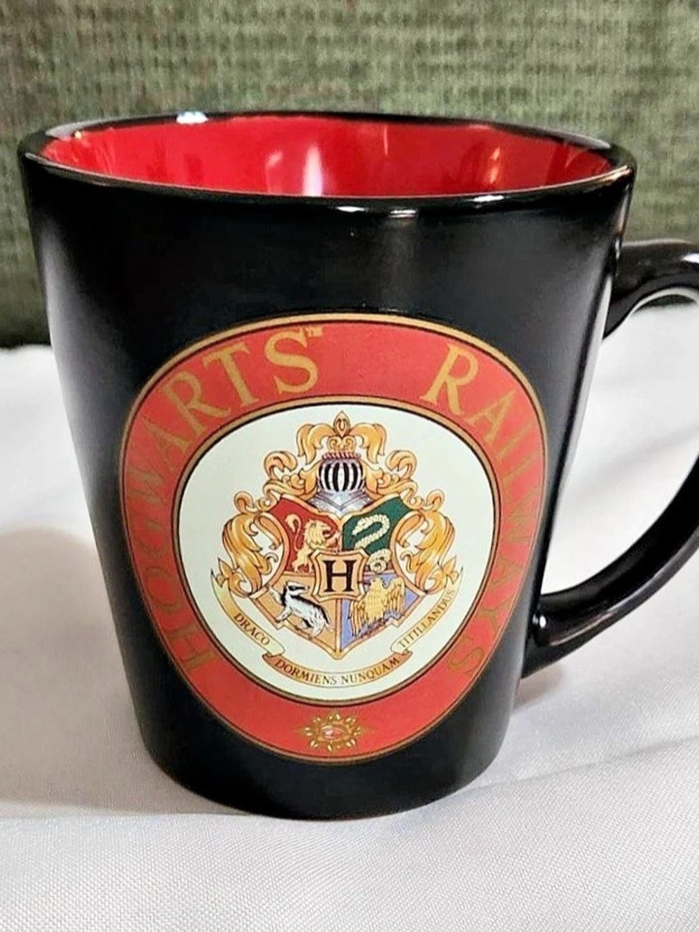 Universal Studios Wizarding World of Harry Potter Hogwarts Railway Mug Hogwarts